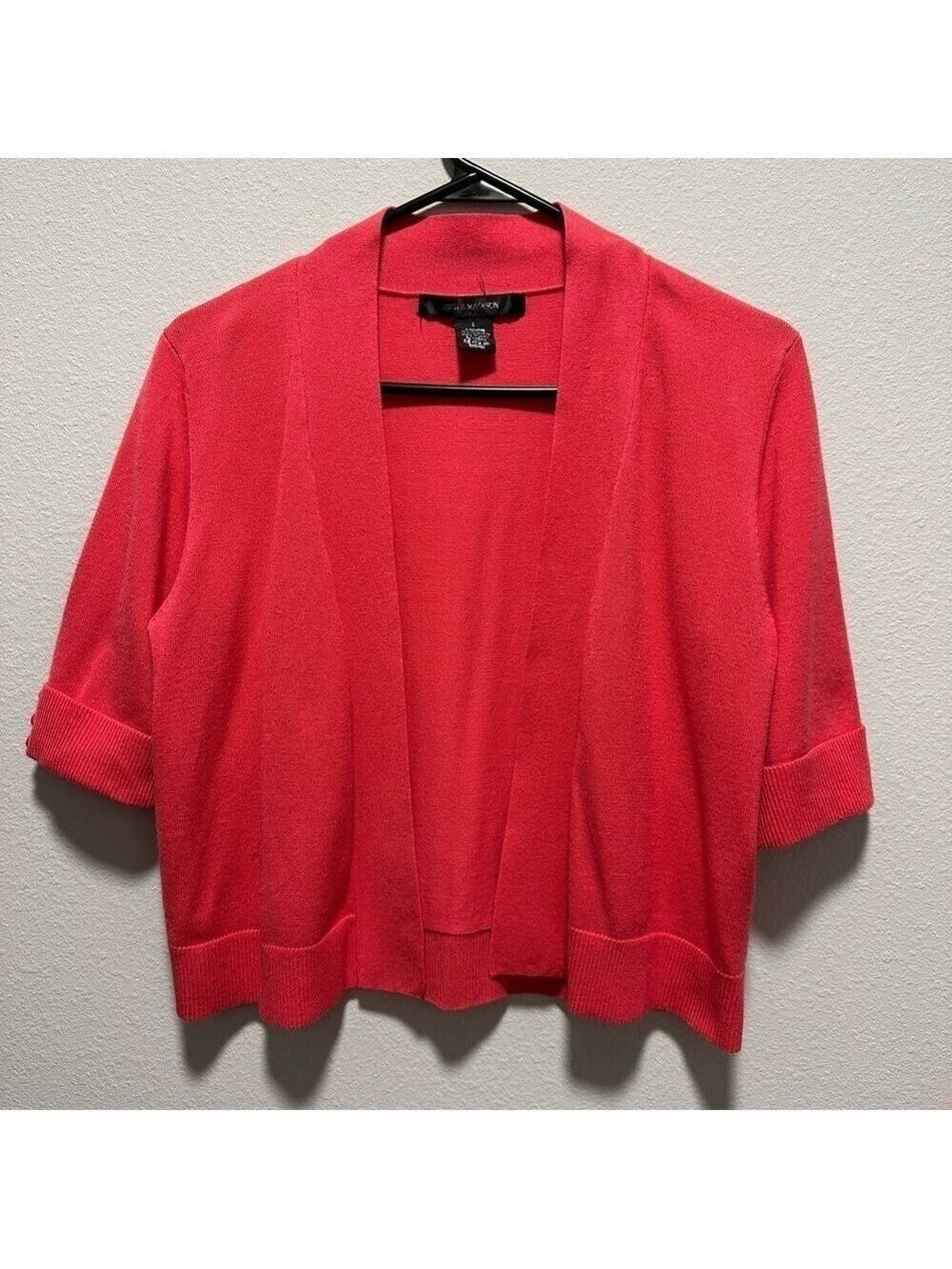 89th & Madison Coral color cropped 3/4 sleeve sweater Size L very good condition